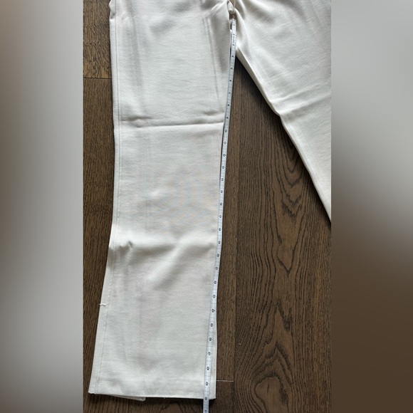 Zara XS Cream-Colored Relaxed Jogger Pants - Picture 3 of 7